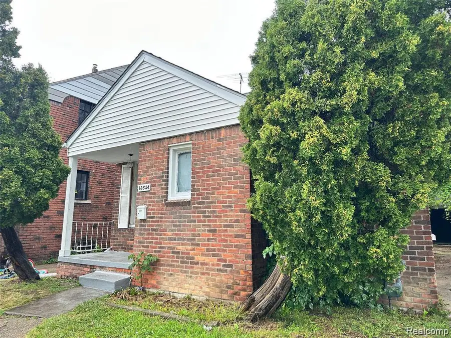 13654 Mecca Street, Detroit, MI 48227 - #3