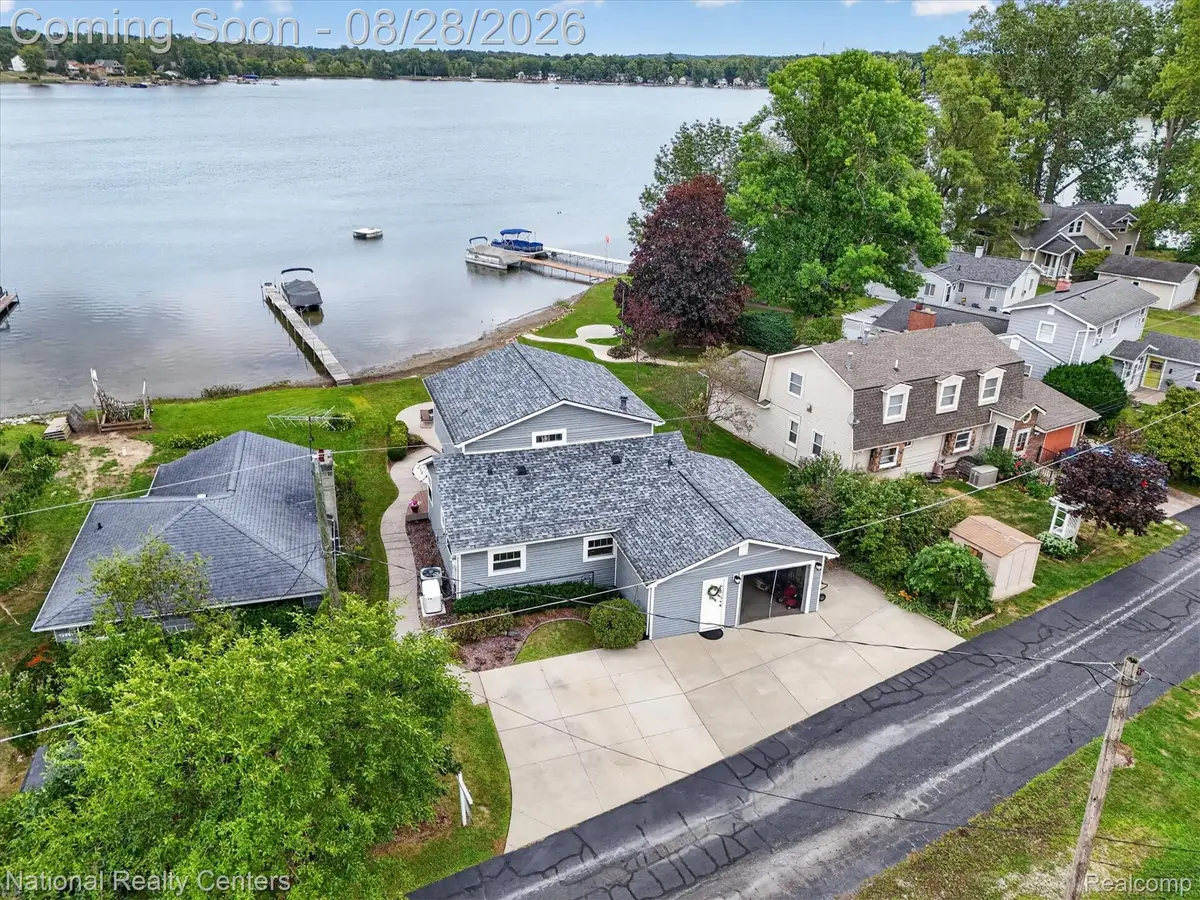 9749 Beverly Drive, Pinckney, MI 48169 - #1
