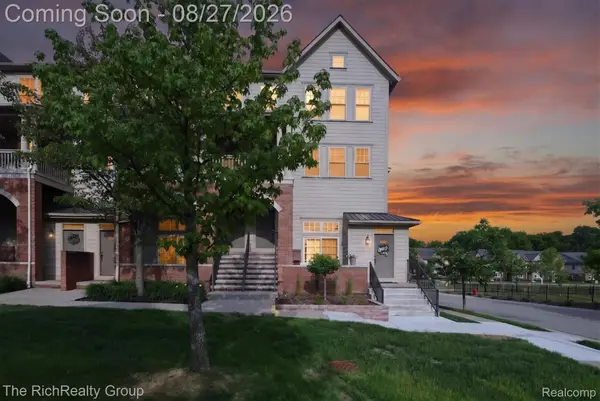 209 Amys Walk, AuburnHills, MI 48326