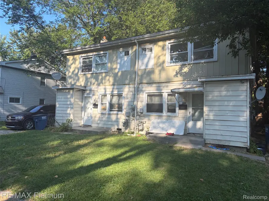 33312 Belding Court, Westland, MI 48186 - #2