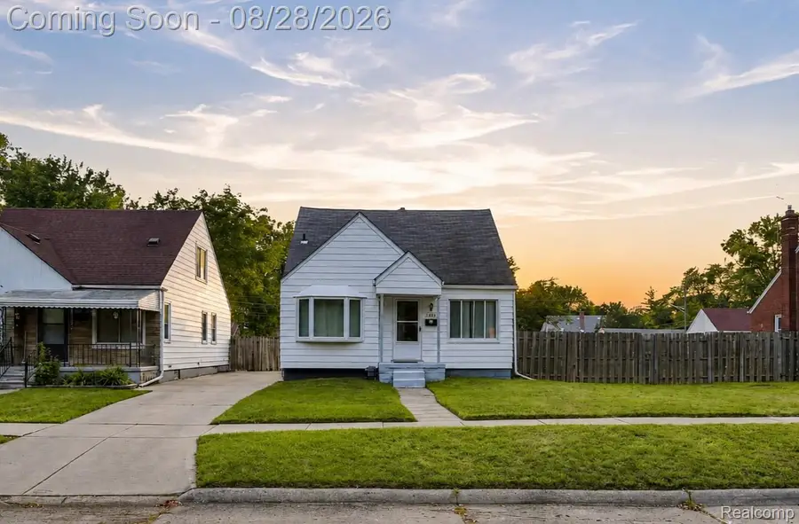 21227 Panama Street, Warren, MI 48091 - #2