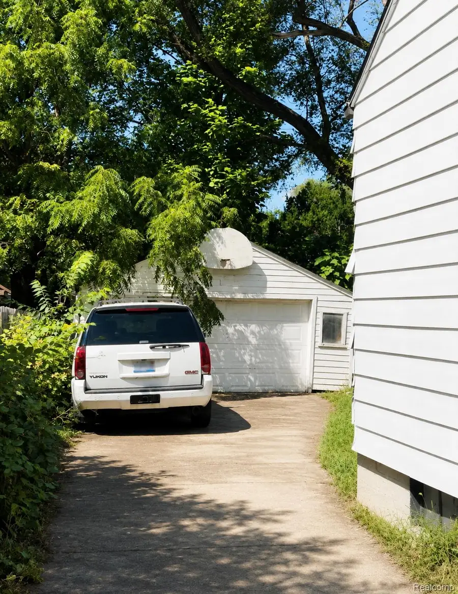 17337 Patton Street, Detroit, MI 48219 - #2