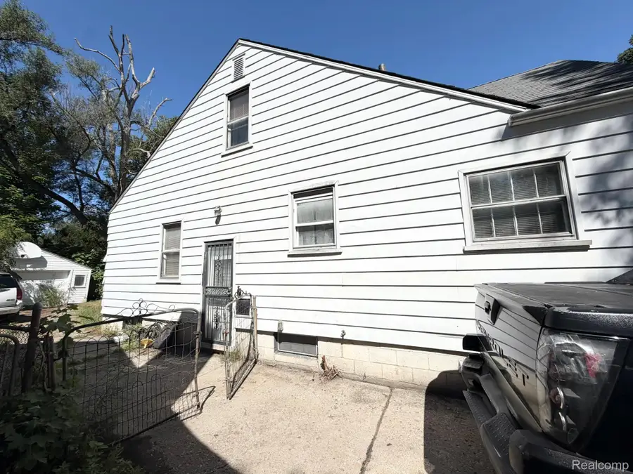 17337 Patton Street, Detroit, MI 48219 - #3
