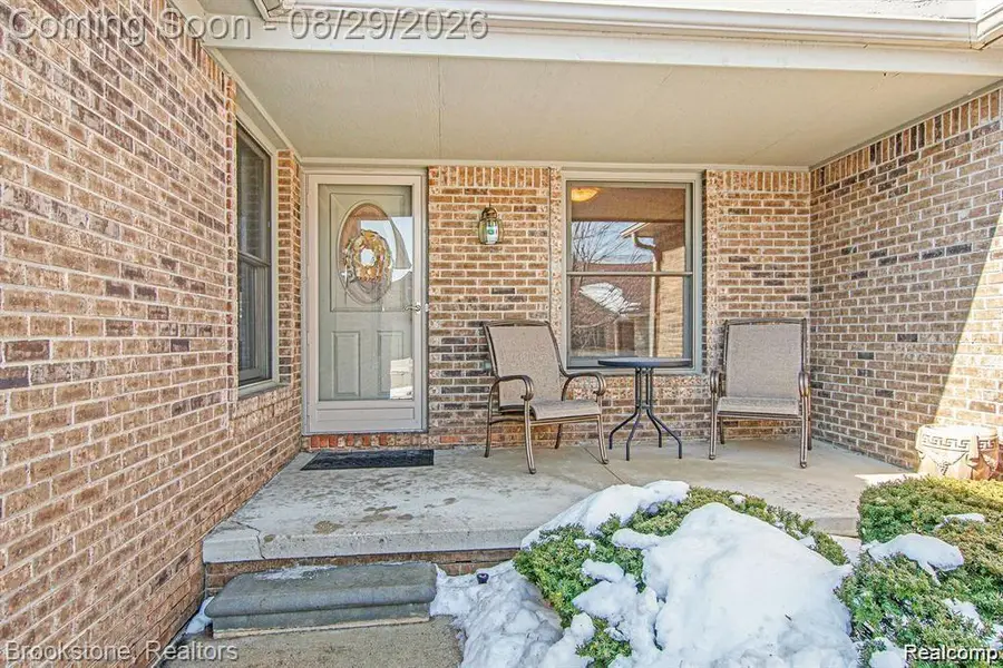 35413 Upmann Drive, Sterling Heights, MI 48310 - #2