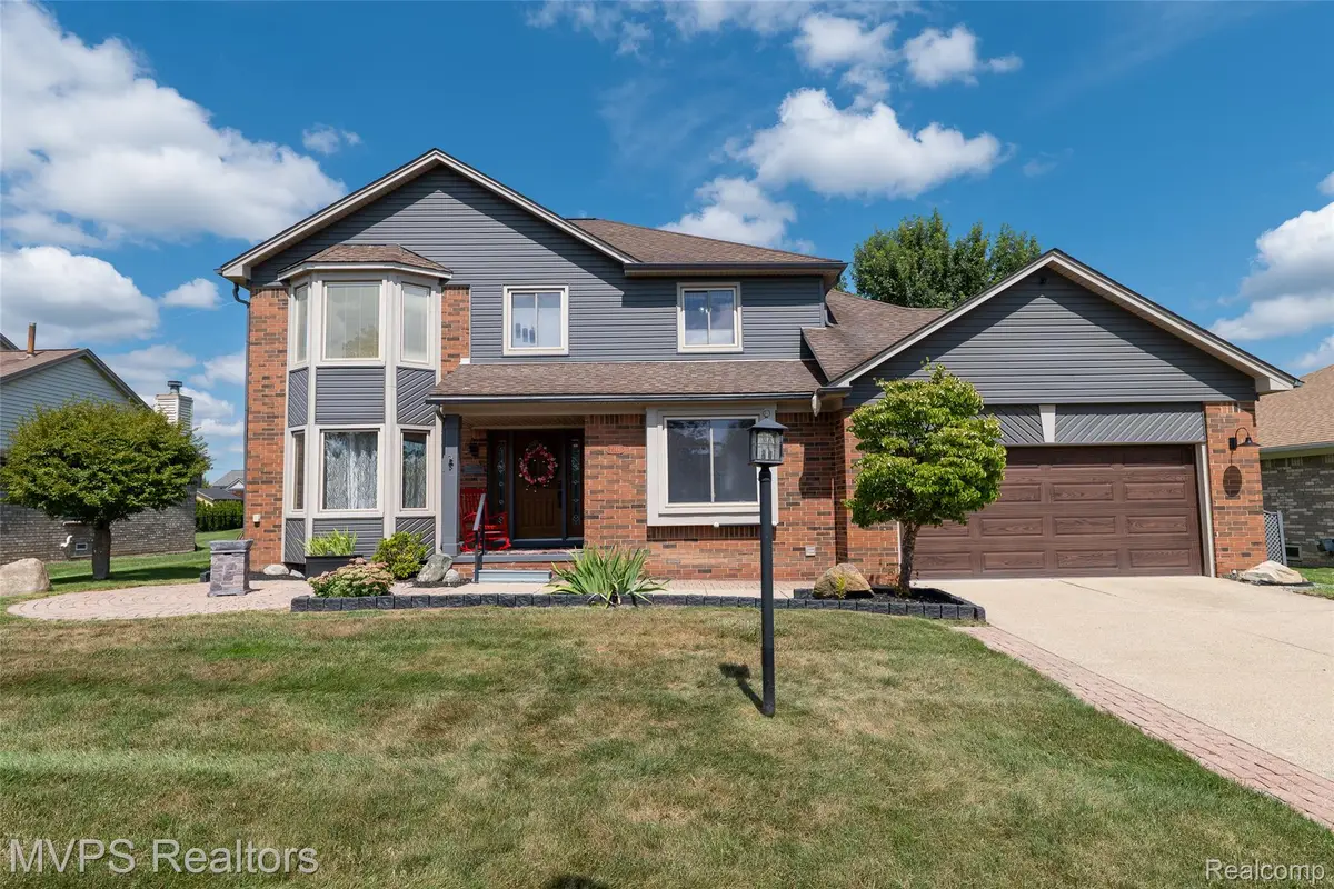 2147 Hidden Trail Drive, Sterling Heights, MI 48314 - #1