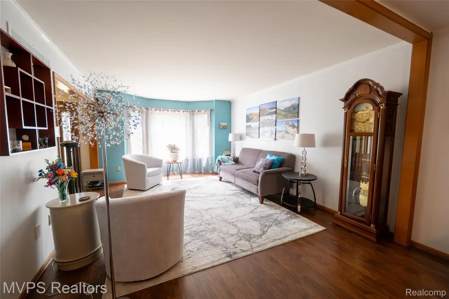 2147 Hidden Trail Drive, Sterling Heights, MI 48314 - #3
