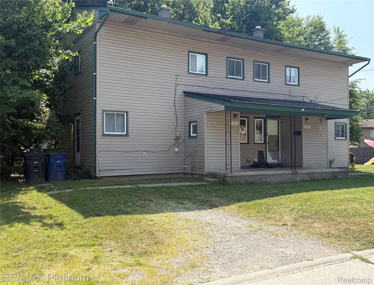 31913 Roscommon Street, Westland, MI 48186 - #1