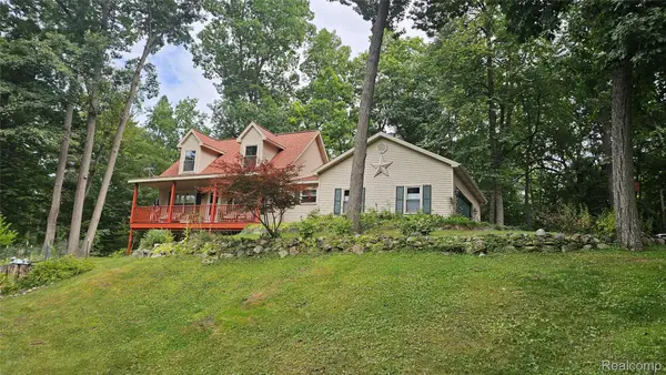 9929 Sienna Court, Pinckney, MI 48169