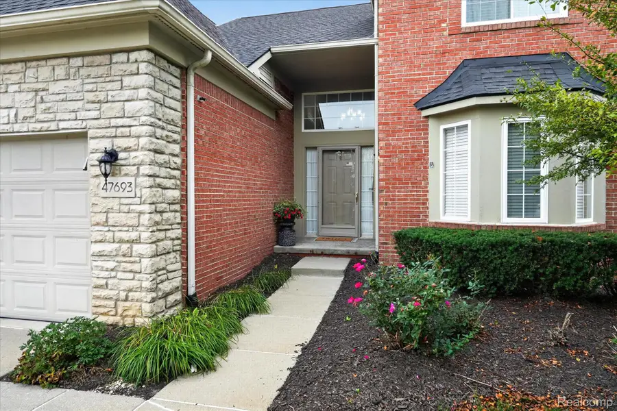 47693 Vistas Circle Drive S #89, Canton, MI 48188 - #2