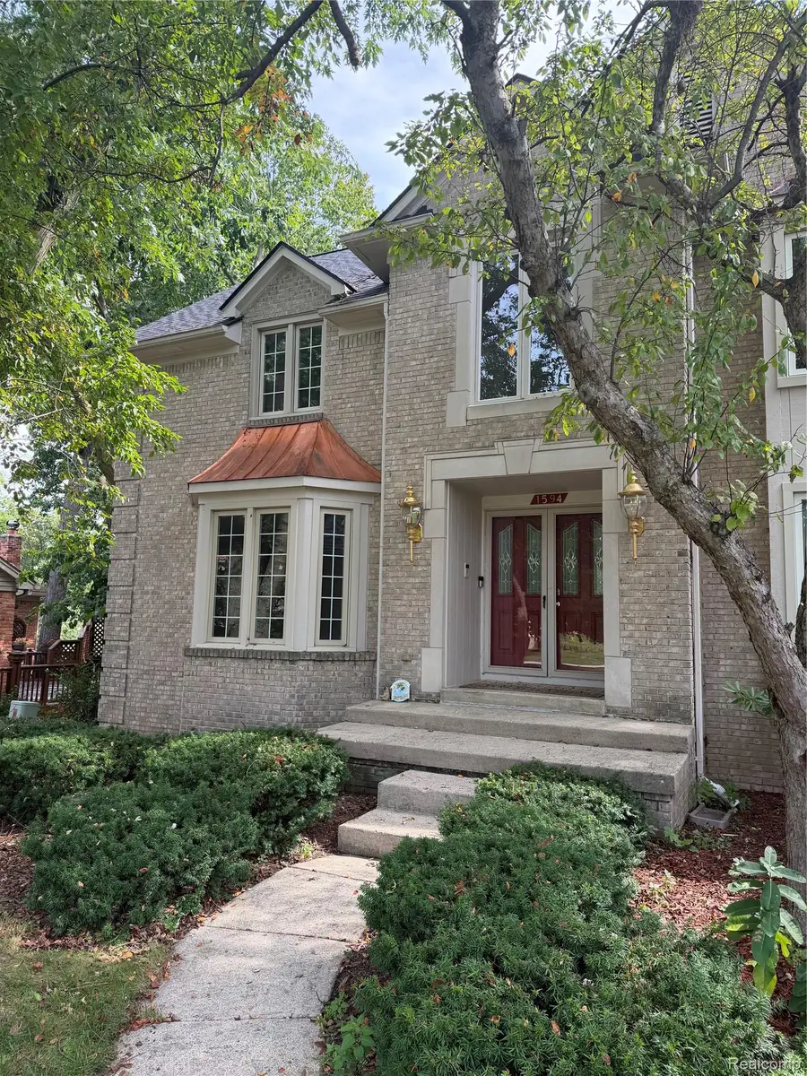 1594 Arbor Creek Drive, Rochester Hills, MI 48306 - #3