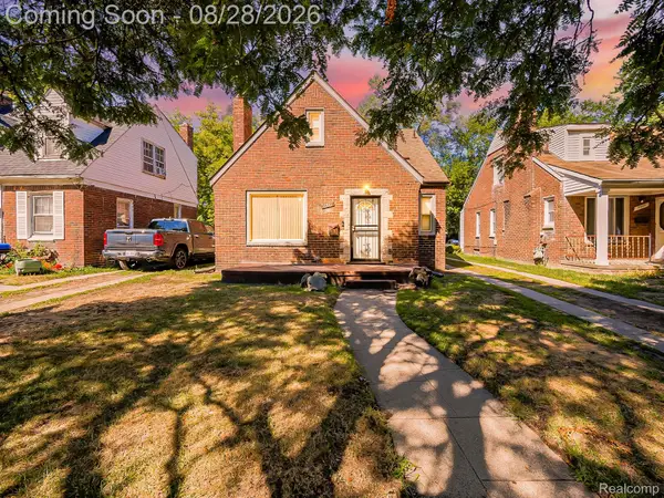 16861 Cruse Street, Detroit, MI 48235