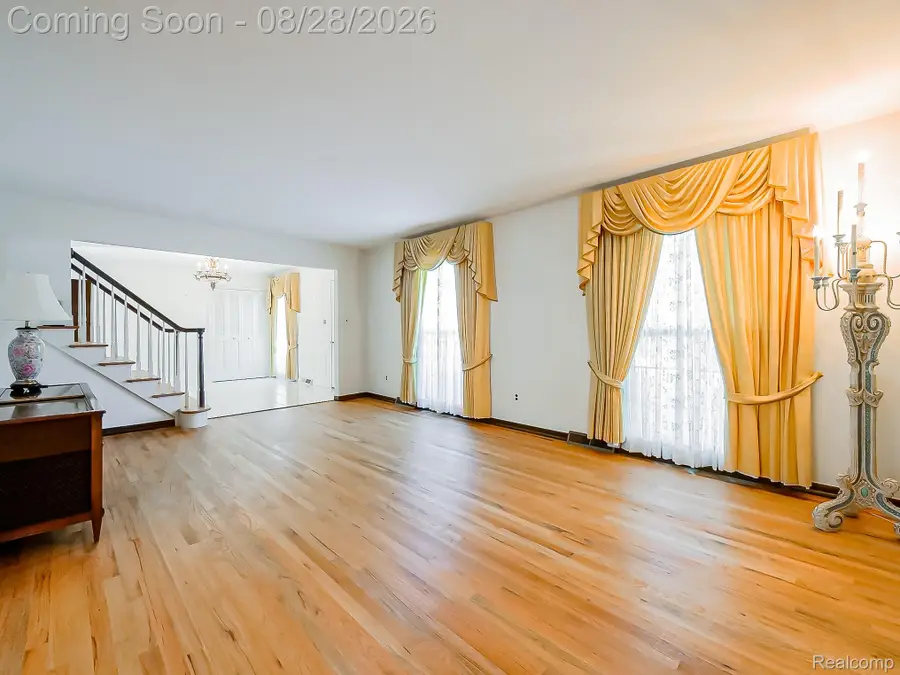 35973 Old Homestead Drive, Farmington Hills, MI 48335 - #2