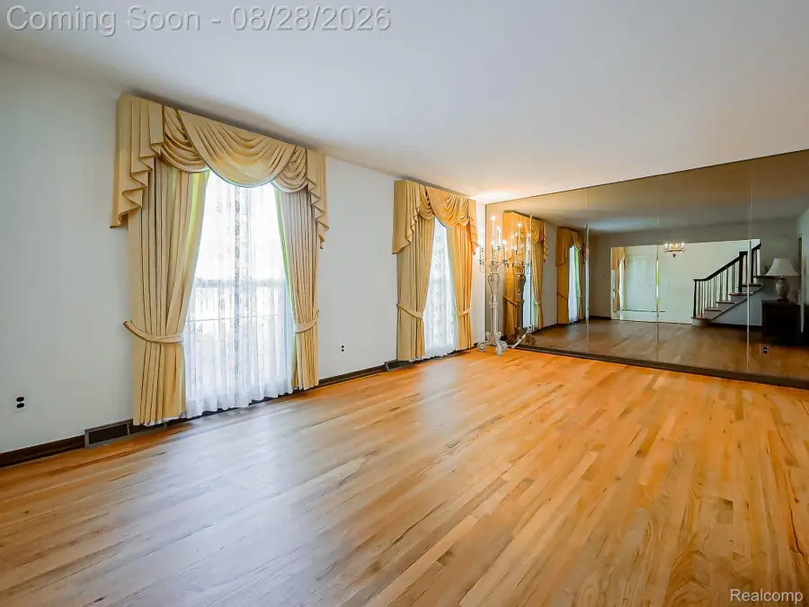 35973 Old Homestead Drive, Farmington Hills, MI 48335 - #3