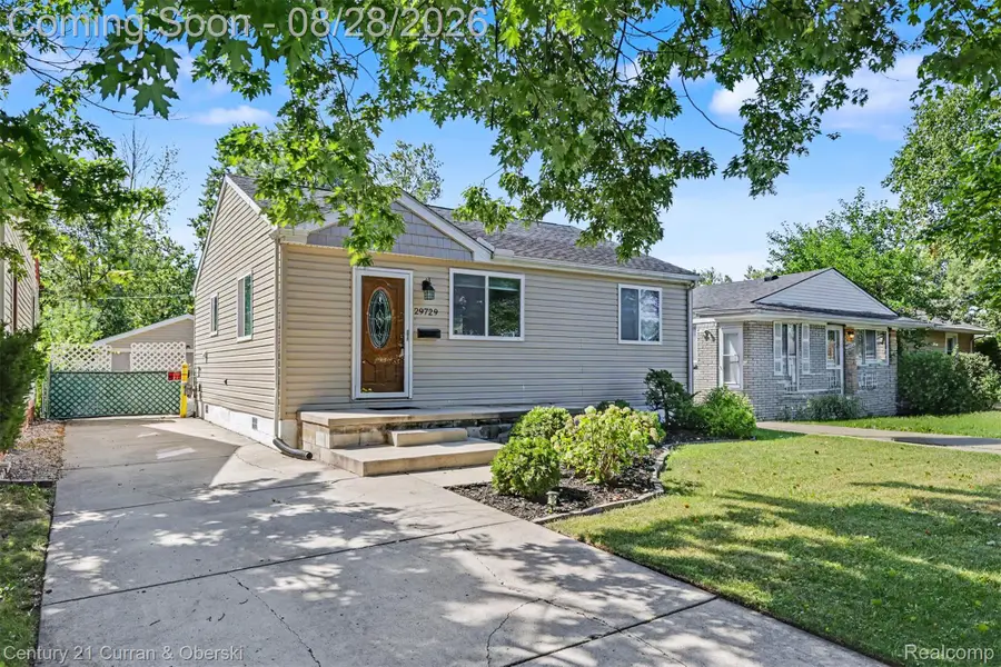 29729 Balmoral Street, Garden City, MI 48135 - #2