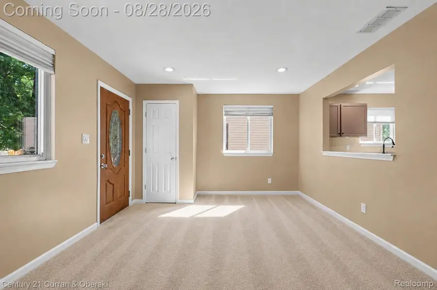 29729 Balmoral Street, Garden City, MI 48135 - #3