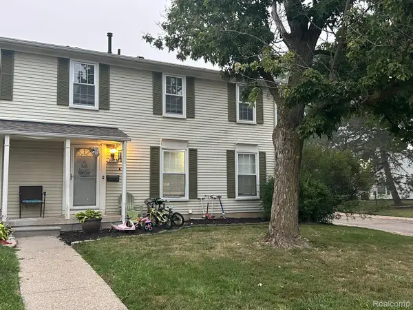 6905 Harvard Lane, Canton, MI 48187