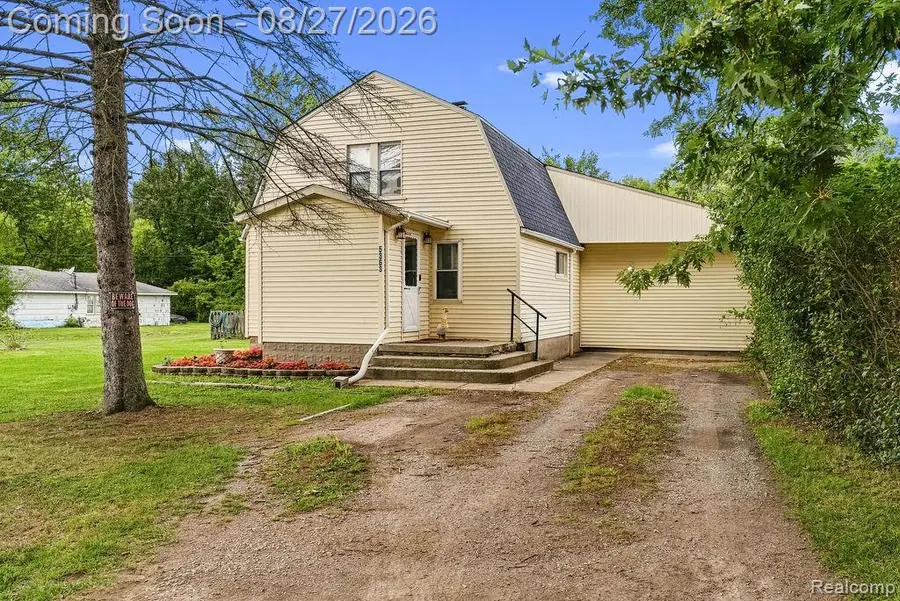5363 Sitka Street, Burton, MI 48519 - #3