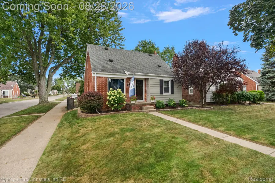3034 Ferris Avenue, Royal Oak, MI 48073 - #2