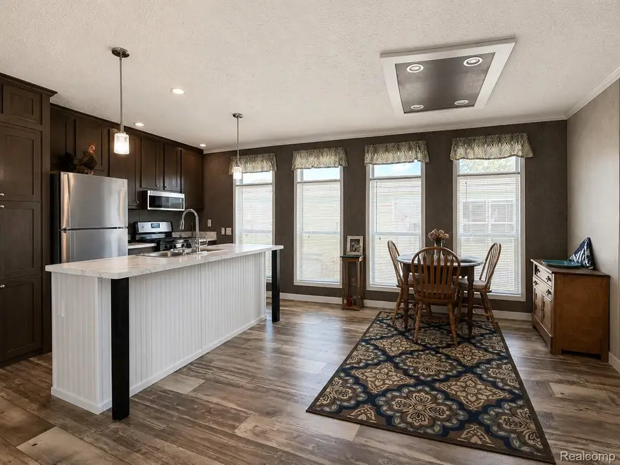 170 Newbury, Adrian, MI 49221 - #2