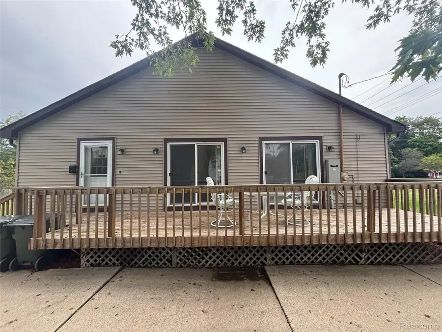 143 Schorn Drive, Orion, MI 48362 - #3