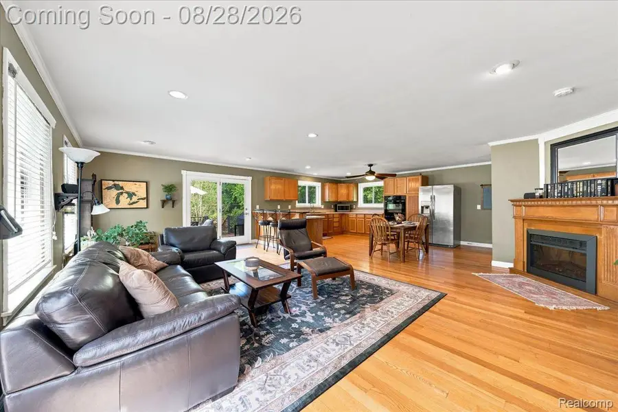 2048 Grace Avenue, Rochester Hills, MI 48309 - #3
