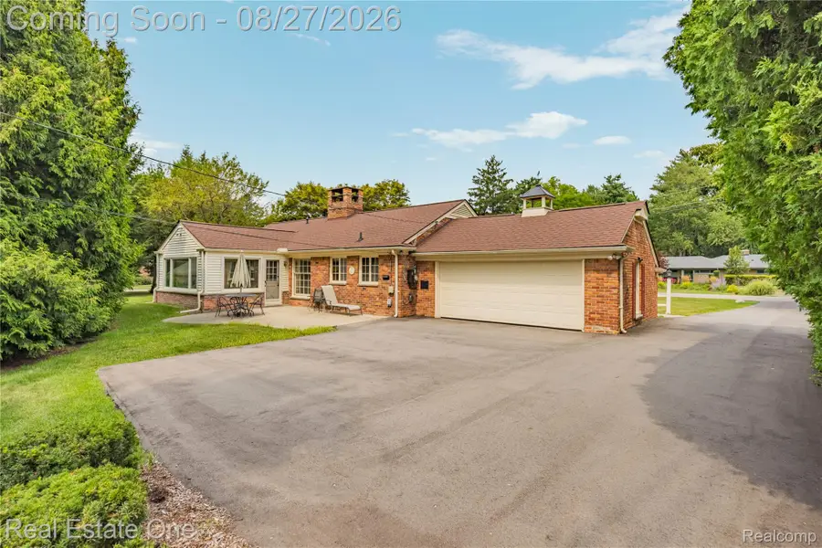 4195 Orchard Way, Bloomfield, MI 48301 - #3