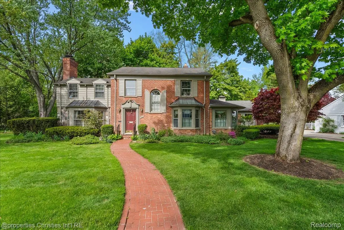 341 Westwood Drive, Bloomfield, MI 48301 - #1