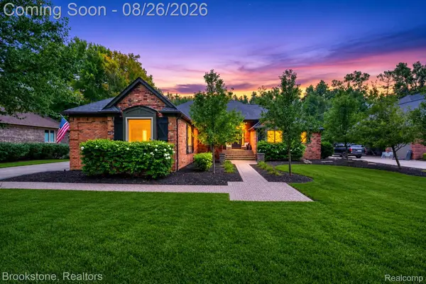 12300 Forest Glen Lane, ShelbyTwp, MI 48315
