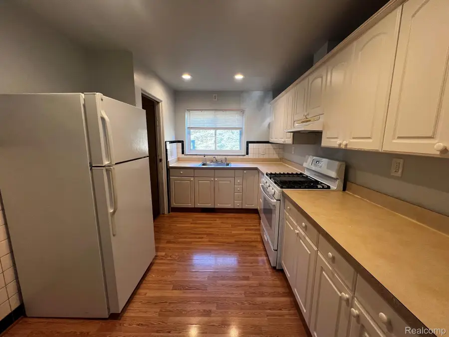 3431 Crooks Road, Troy, MI 48084 - #3