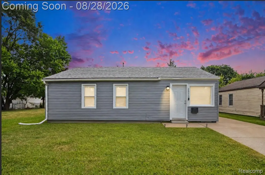 25210 Rosenbusch Boulevard, Warren, MI 48089 - #1