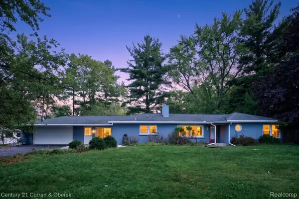 4469 S Saginaw Road, Midland, MI 48640