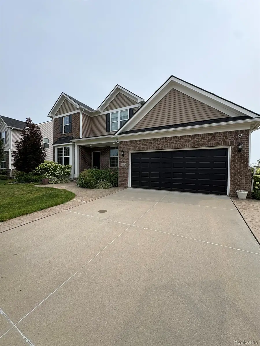 16308 Adelaide Drive, Macomb, MI 48044 - #3