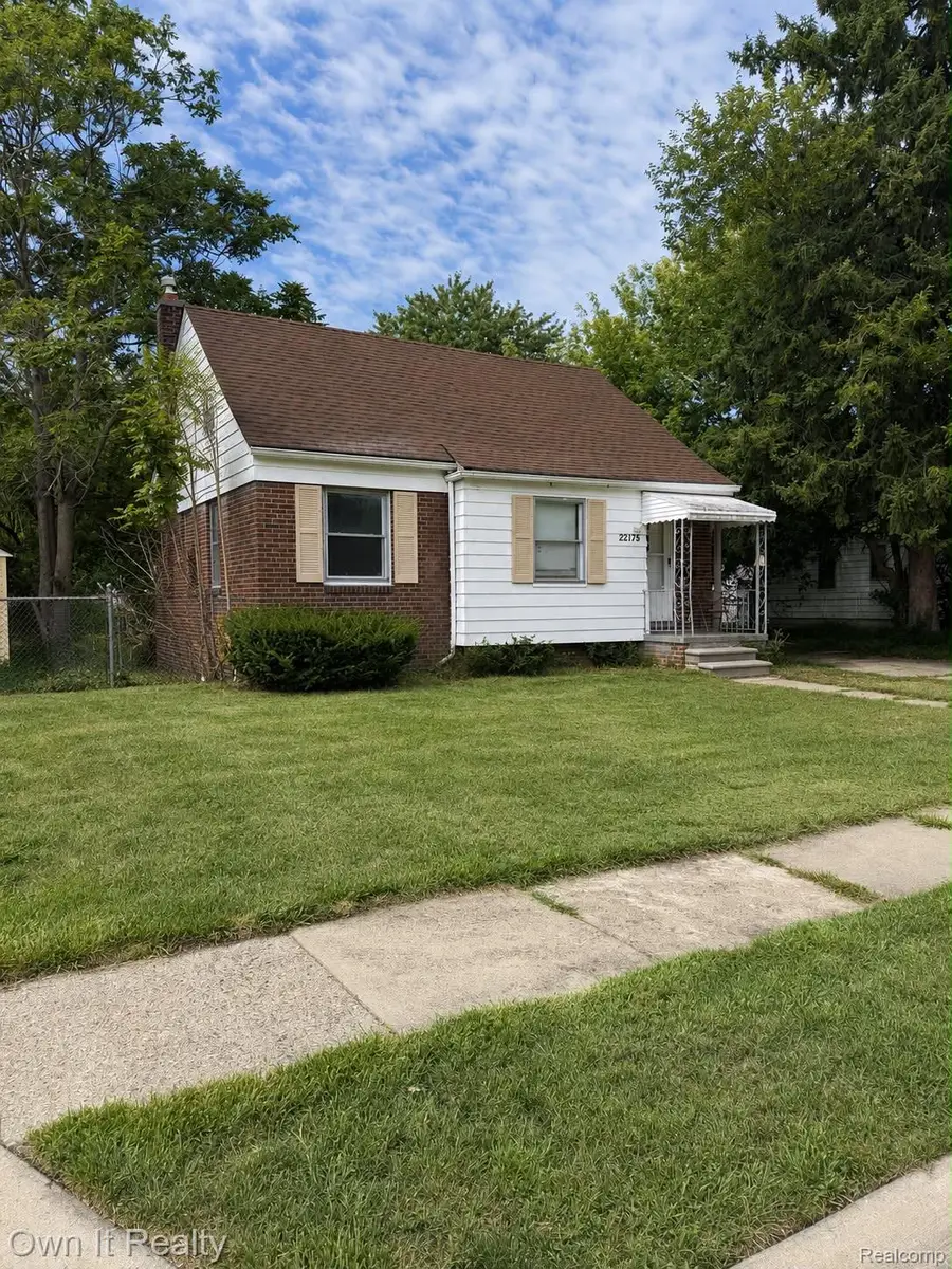 22175 Boulder Avenue, Eastpointe, MI 48021 - #3