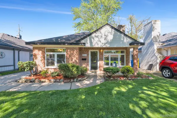 7411 N Vernon Street, DearbornHeights, MI 48127