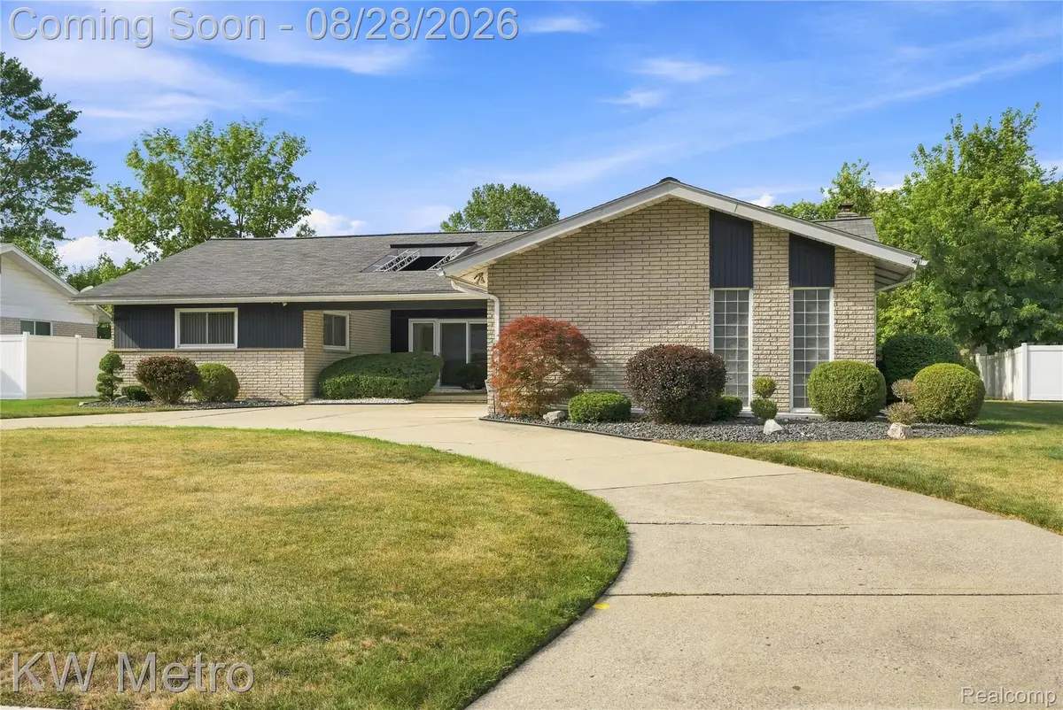 17700 Adrian Road, Southfield, MI 48075 - #1