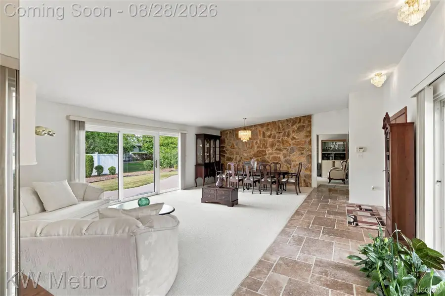 17700 Adrian Road, Southfield, MI 48075 - #3