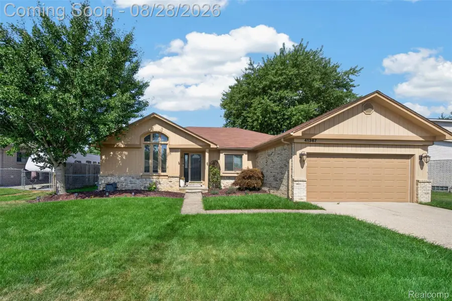 41367 Justin Drive, Clinton Township, MI 48038 - #2