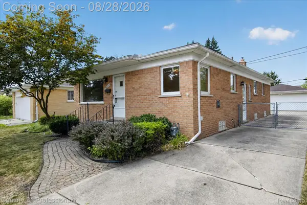 7523 Robindale Avenue, DearbornHeights, MI 48127