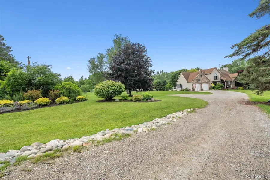125 Olde Franklin Drive, Howell, MI 48855 - #3