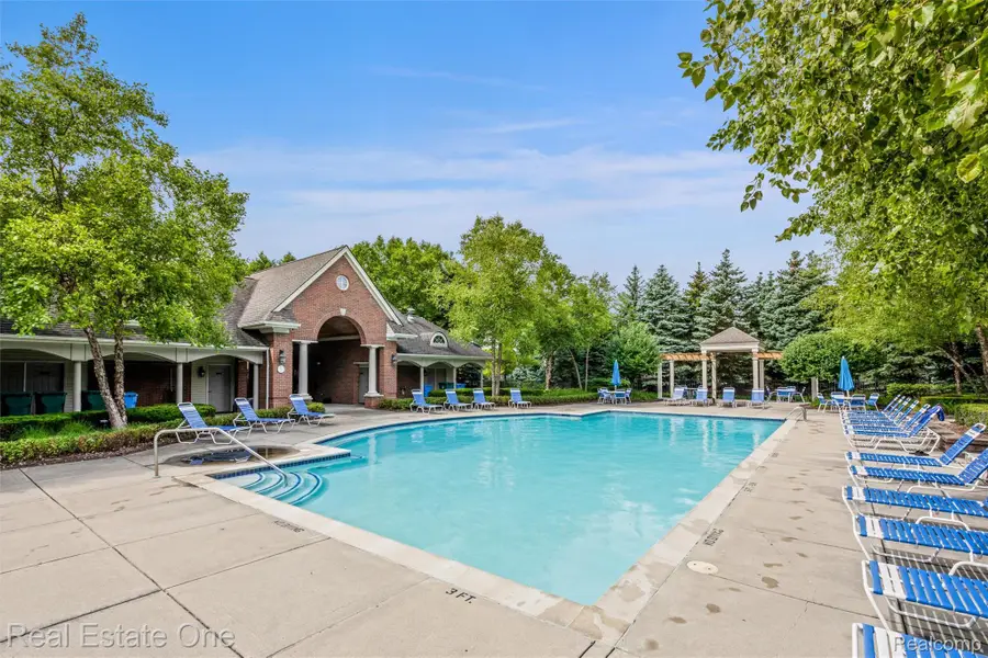 25209 Chesapeake Circle, Commerce, MI 48390 - #2