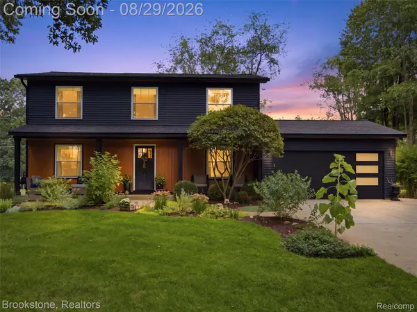 5420 Hillsboro Road, Davisburg, MI 48350