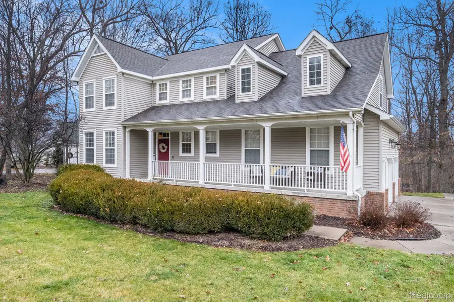 6382 Acorn Way, Linden, MI 48451 - #2