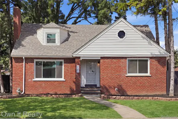 8345 Sorrento Street, Detroit, MI 48228