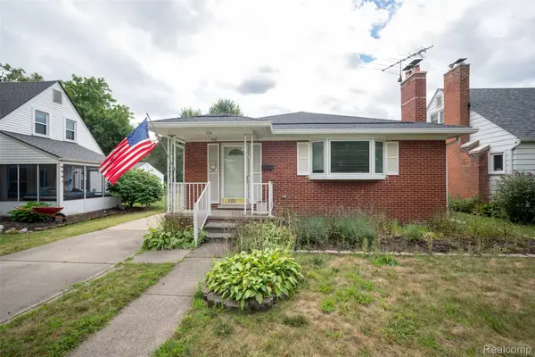 751 Auburn Street, Plymouth, MI 48170