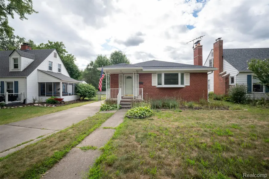 751 Auburn Street, Plymouth, MI 48170 - #3