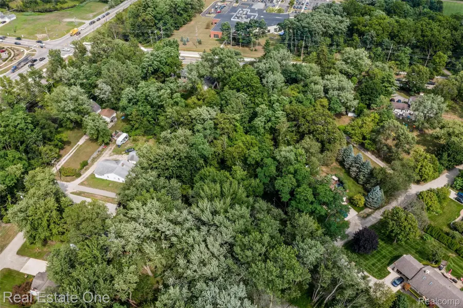 Vacant Tamworth Street, Commerce Township, MI 48382 - #3