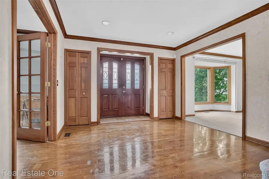 871 Stanford Court, Rochester Hills, MI 48309 - #3