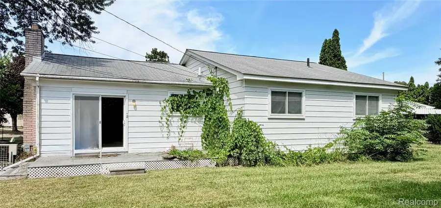 6327 Canterbury Court, Westland, MI 48185 - #3
