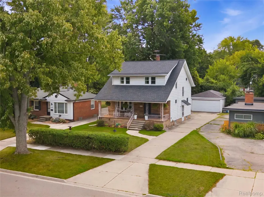 665 Harrington Street, Mount Clemens, MI 48043 - #2