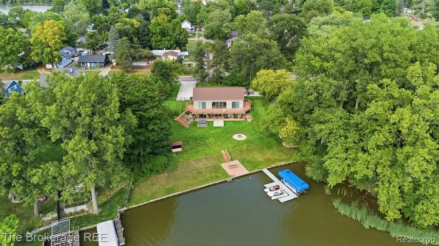 4499 5th Street, Columbiaville, MI 48421 - #3